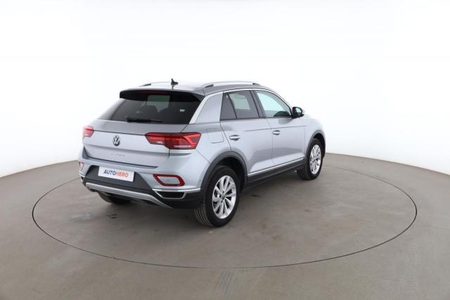 Volkswagen T-Roc image 9