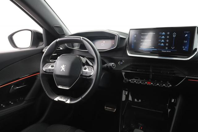 Peugeot 2008 image 9