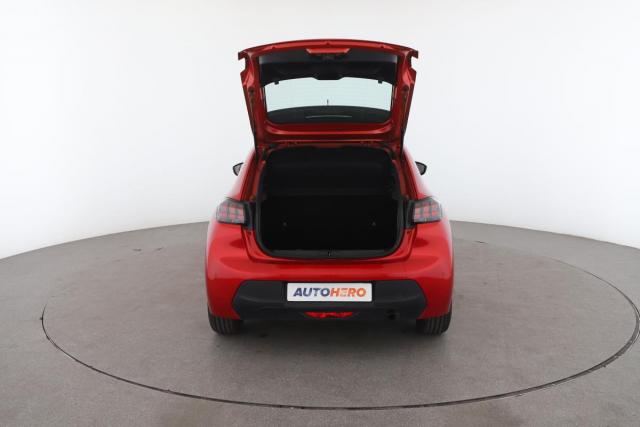 Peugeot 208 image 9