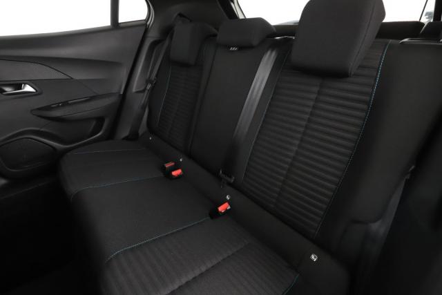 Peugeot 2008 image 3