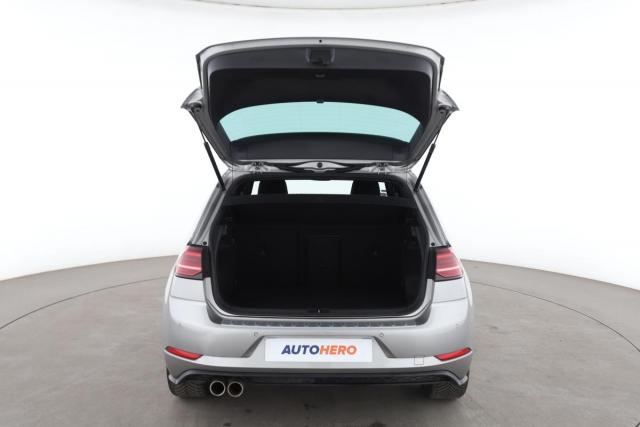 Volkswagen Golf image 2