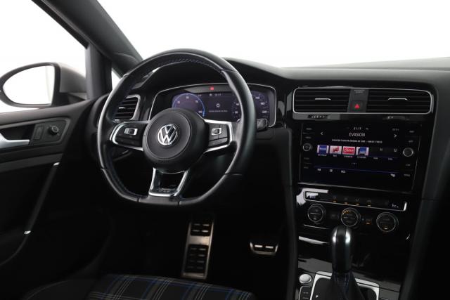 Volkswagen Golf image 8