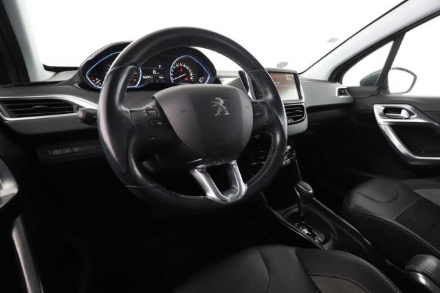 Peugeot 2008 image 5