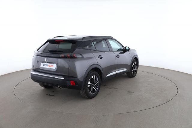 Peugeot 2008 image 3