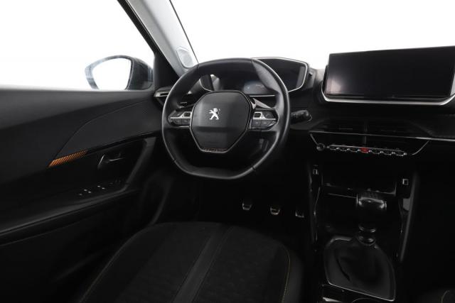 Peugeot 2008 image 9