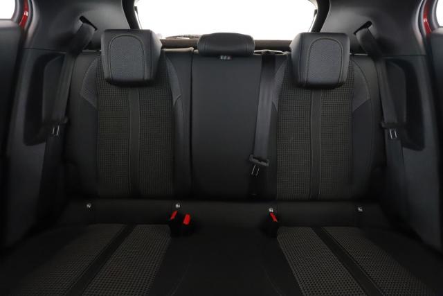 Peugeot 2008 image 5