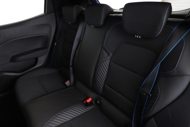 Renault Clio image 9