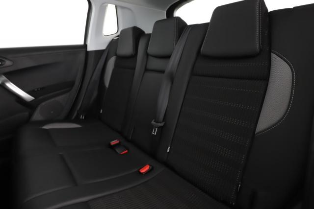 Peugeot 2008 image 4