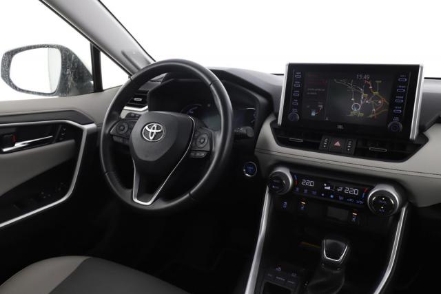 Toyota Rav4 image 8