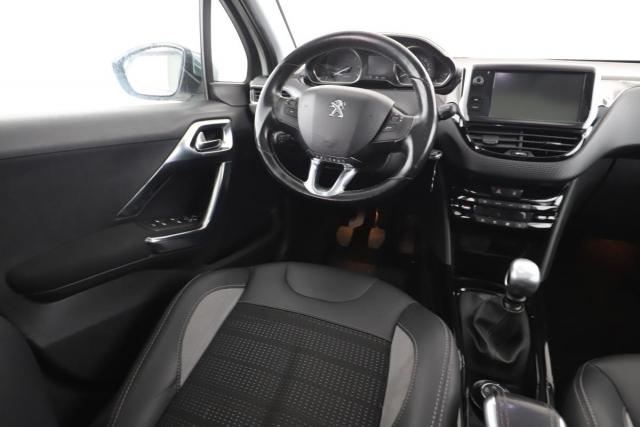 Peugeot 2008 image 4