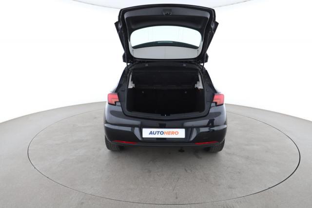 Opel Astra image 2