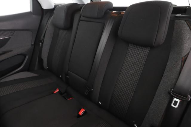 Peugeot 3008 image 7