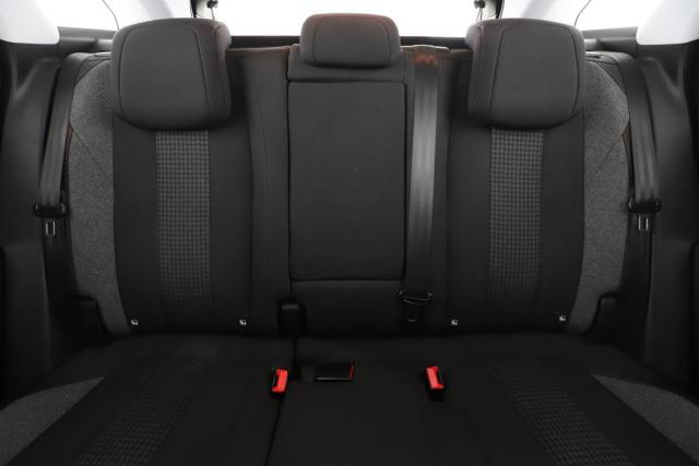 Peugeot 3008 image 6