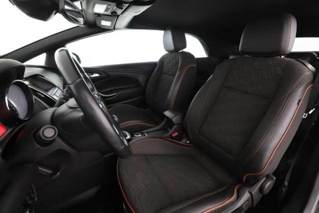 Opel Cascada image 1