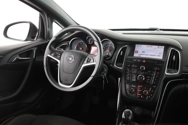 Opel Cascada image 2