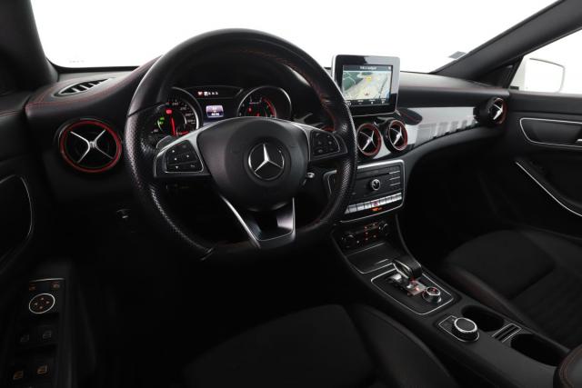 Mercedes Benz Cla Shooting Brake image 1