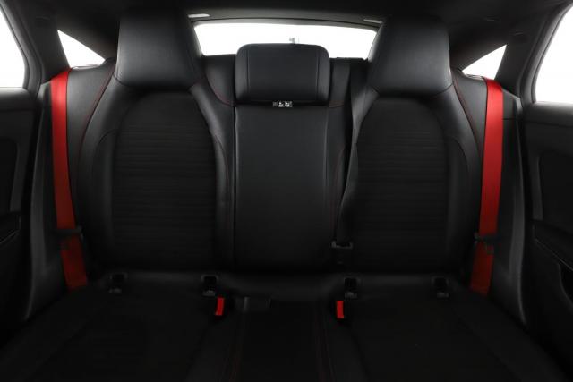 Mercedes Benz Cla Shooting Brake image 5
