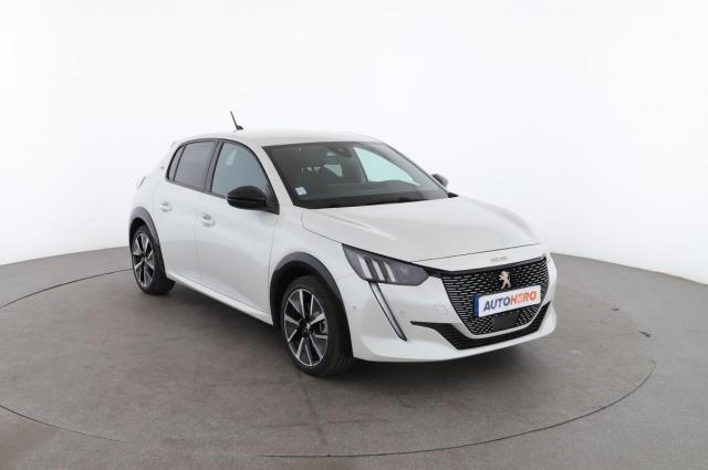 Peugeot 208 image 9