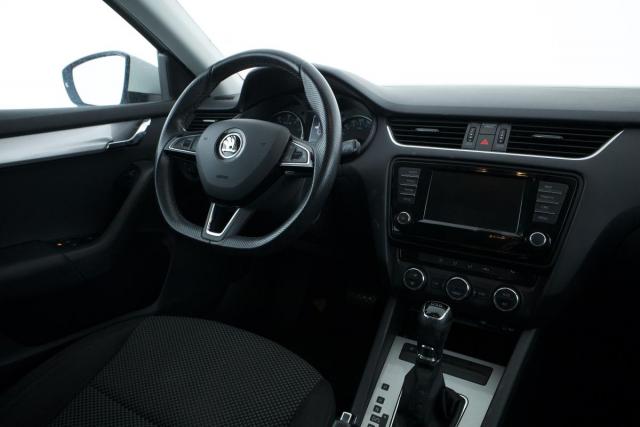 Skoda Octavia image 5