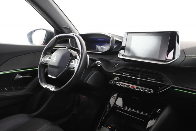 Peugeot 2008 image 9