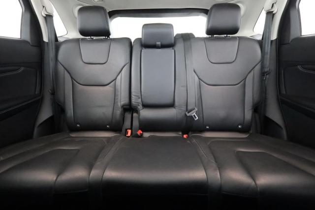 Ford Edge image 6