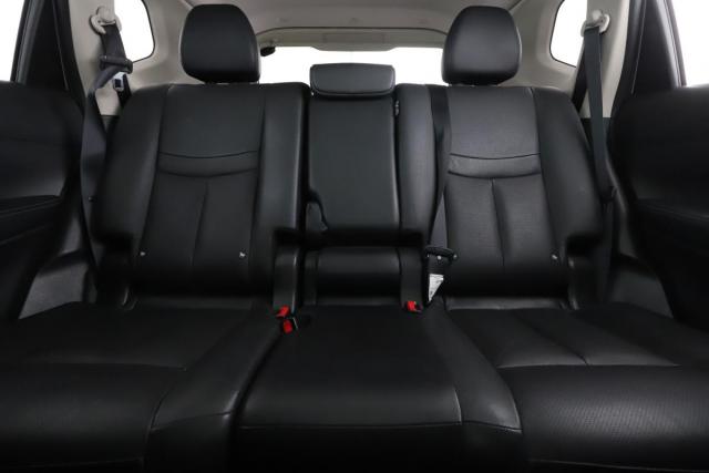 Nissan X-Trail image 9