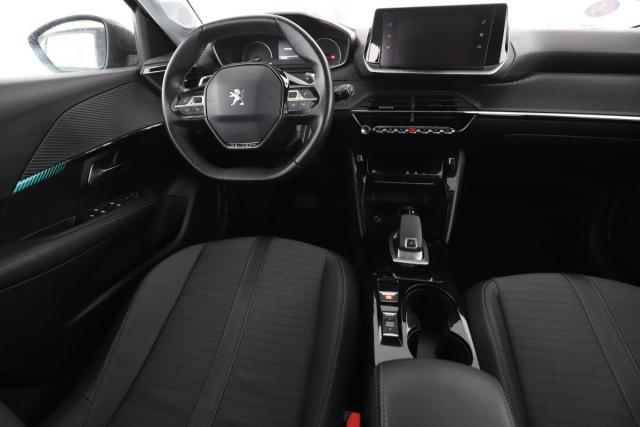 Peugeot 208 image 3
