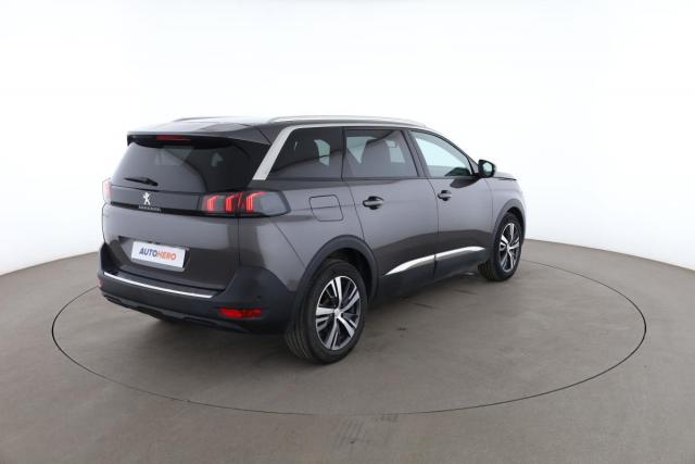Peugeot 5008 image 6
