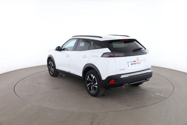 Peugeot 2008 image 2