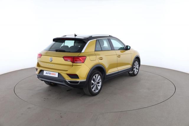 Volkswagen T-Roc image 3