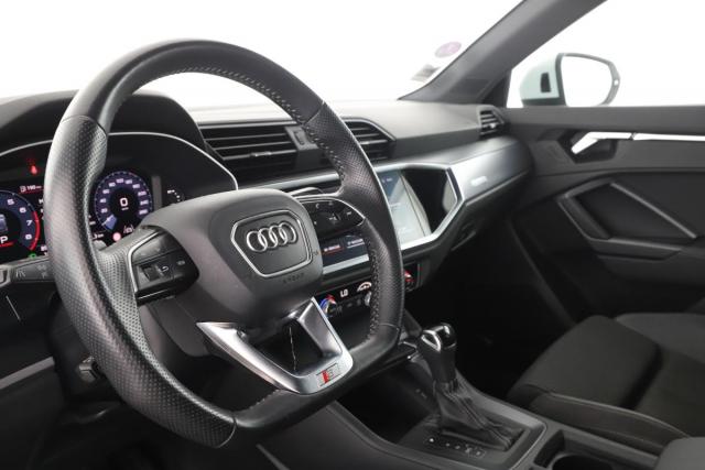 Audi Q3 image 8