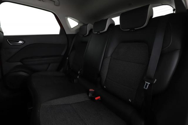 Renault Captur image 1