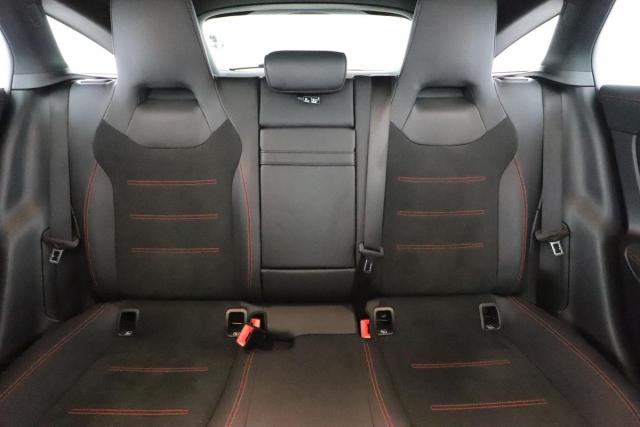 Mercedes Benz Cla Shooting Brake image 8
