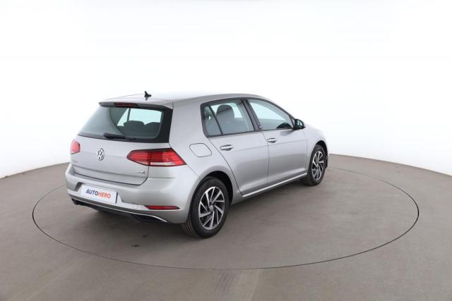 Volkswagen Golf image 3