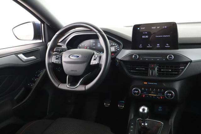 Ford Focus image 8