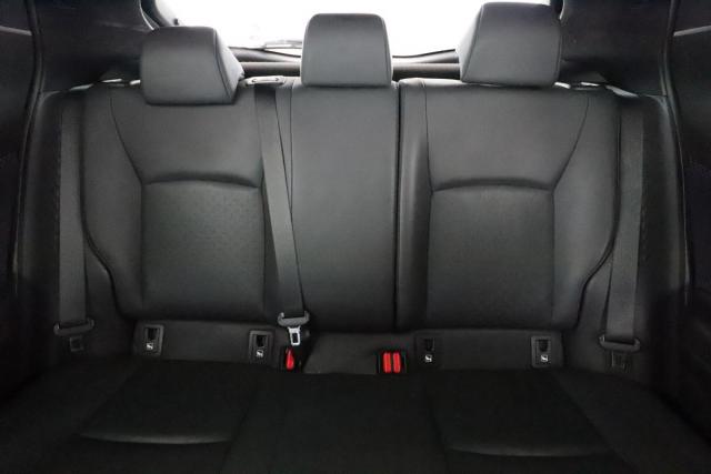 Toyota C-Hr image 3