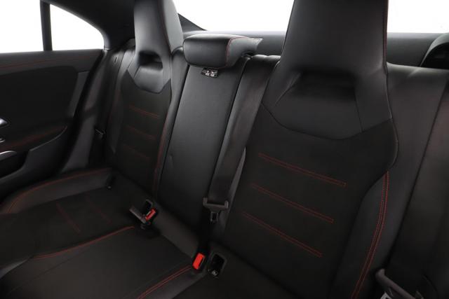 Mercedes Benz Cla image 1