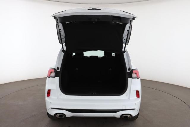Ford Kuga image 2