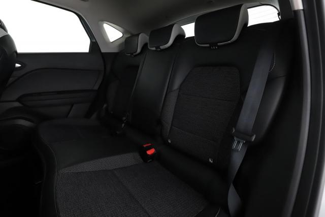Renault Captur image 2