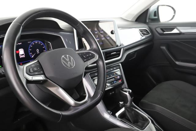 Volkswagen T-Roc image 3