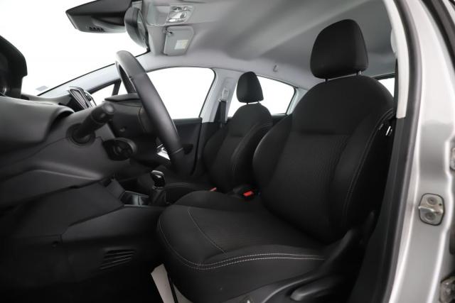 Peugeot 208 image 4