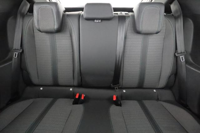Peugeot 208 image 7