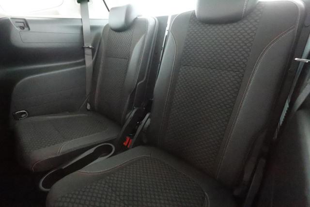 Opel Zafira Tourer image 8