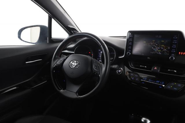 Toyota C-Hr image 9