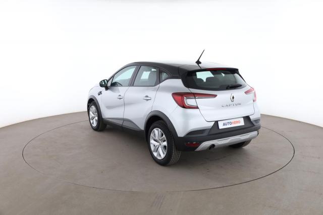 Renault Captur image 2