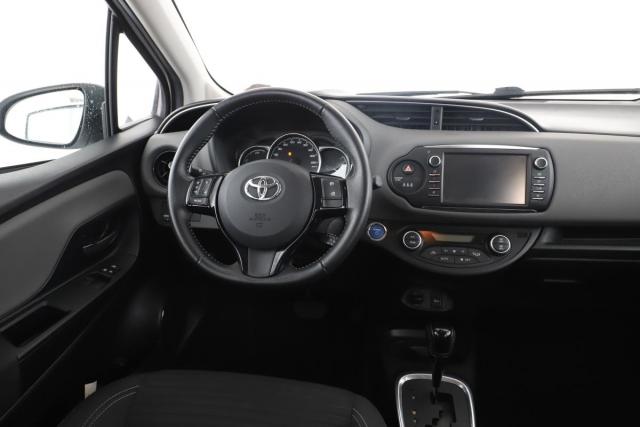Toyota Yaris image 8