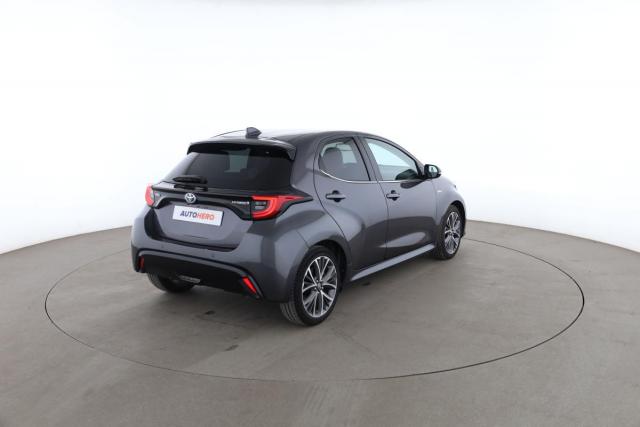 Toyota Yaris image 8