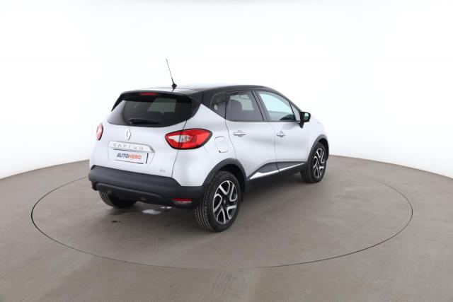 Renault Captur image 8