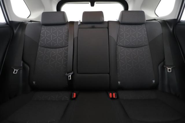 Toyota Rav4 image 8