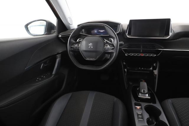 Peugeot 2008 image 9